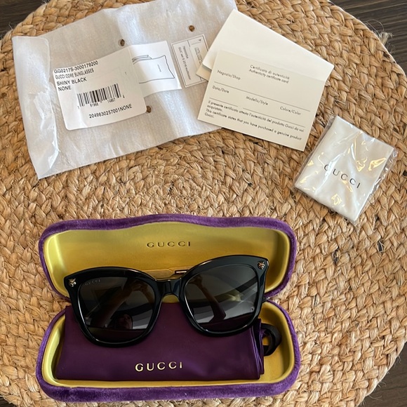 NWT GUCCI GG0217S Trendy cat-eye style plastic antique temples black sunglasses - Picture 7 of 9